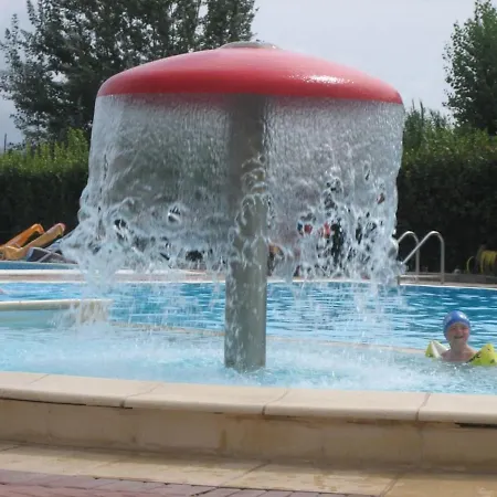 Comfort Mobilehome Camping Ameglia 5Pers 328 *
